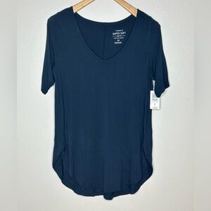 Torrid Favorite Tunic Super Soft V-Neck Tunic Tee, Size 00, New with Tags.